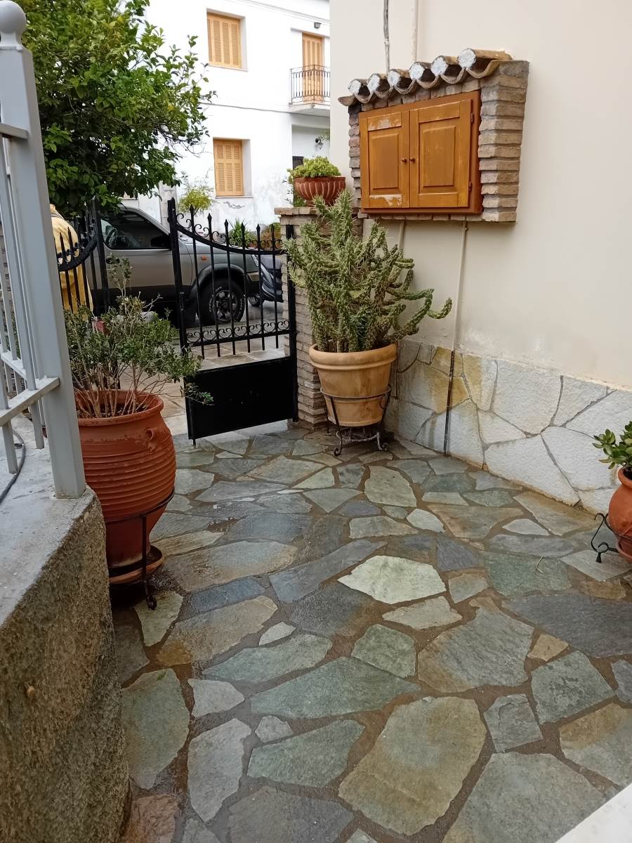 (Προς Πώληση) Κατοικία Μονοκατοικία || Ν. Φωκίδας/Γαλαξίδι - 80 τ.μ, 80.000€ 