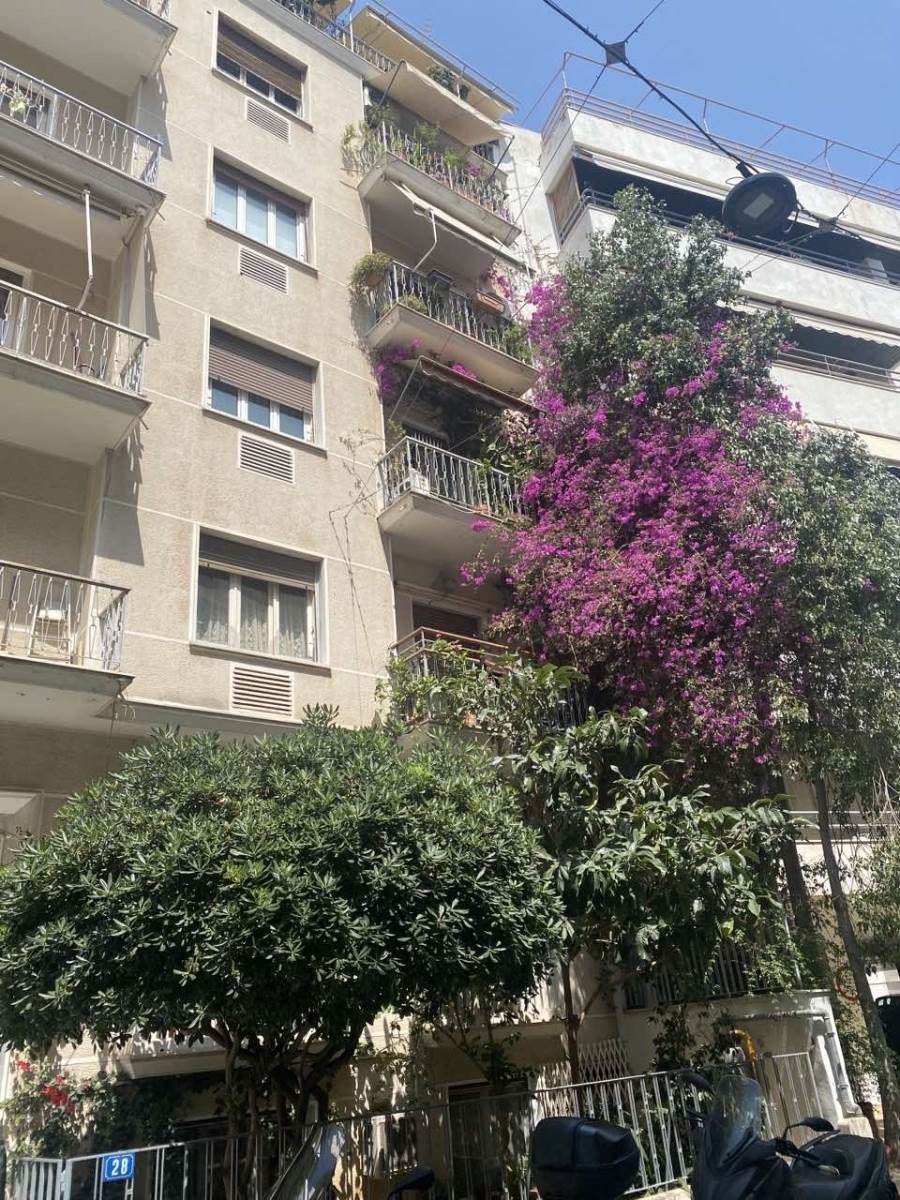 (For Sale) Residential Apartment || Athens Center/Athens - 105 Sq.m, 2 Bedrooms, 325.000€ 