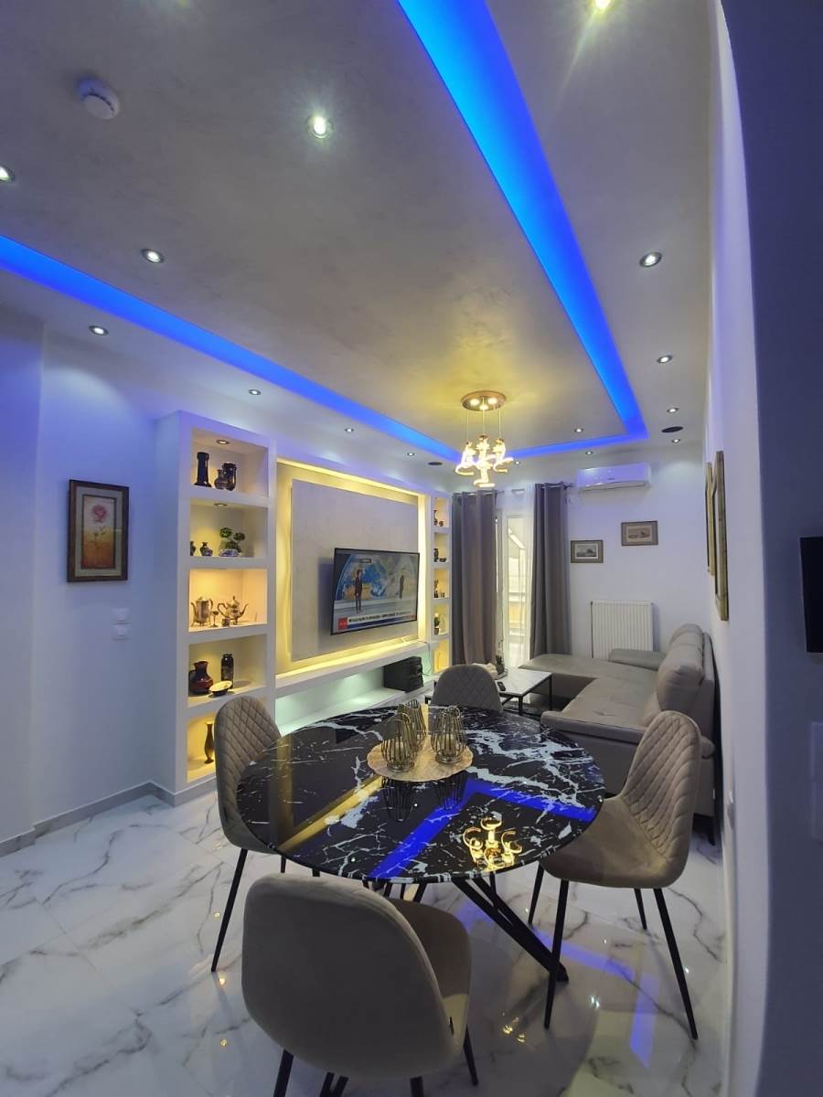 (For Sale) Residential Apartment || Athens Center/Athens - 75 Sq.m, 2 Bedrooms, 210.000€ 